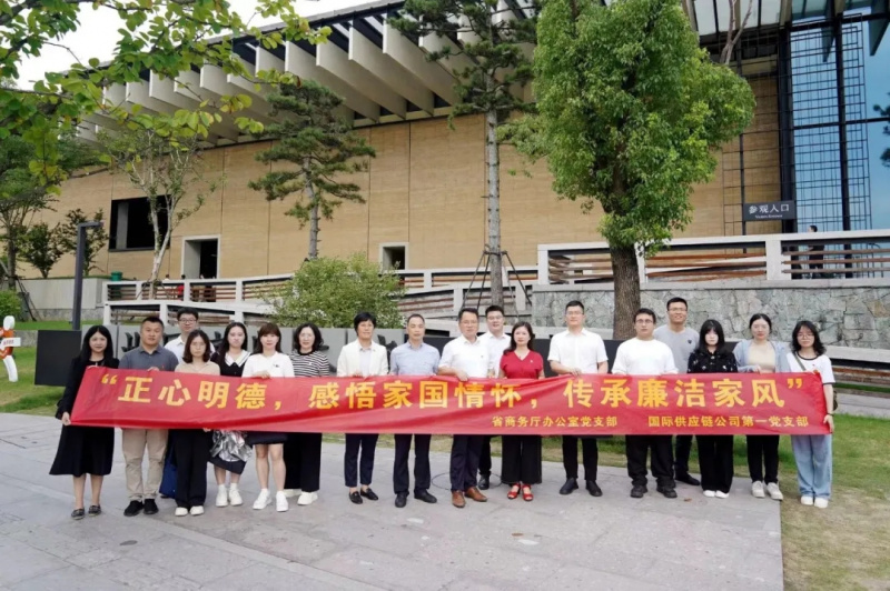 17296652105158972iEB.jpg 2681cda619e8ad7eccf3e45ab3ffa1c.jpg